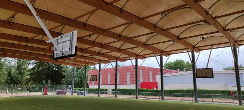 Notre zone d'activité pour ce service Fabrication de poteaux et filets pour tennis badminton et volley